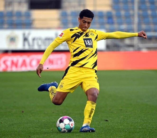 韩足晚报（2025.11.25）FC首尔夺取亚冠客场首胜