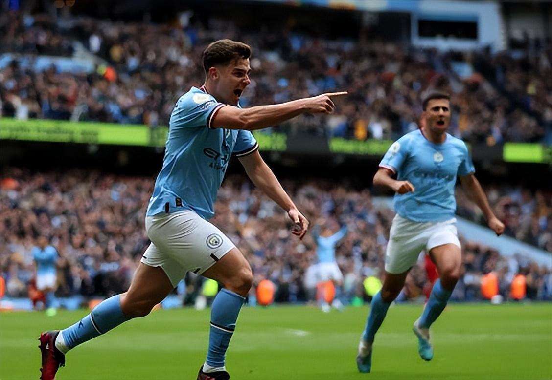 本泽马：现在的皇马队内缺少领袖；皇马永远是我的球队