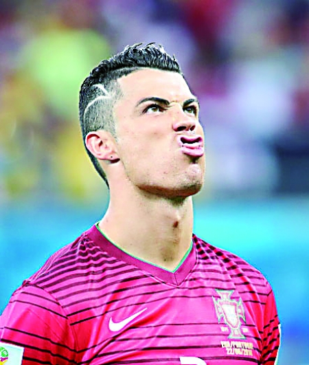 官方：皇家社会签下狼队前锋格德斯；据悉转会费为400万欧