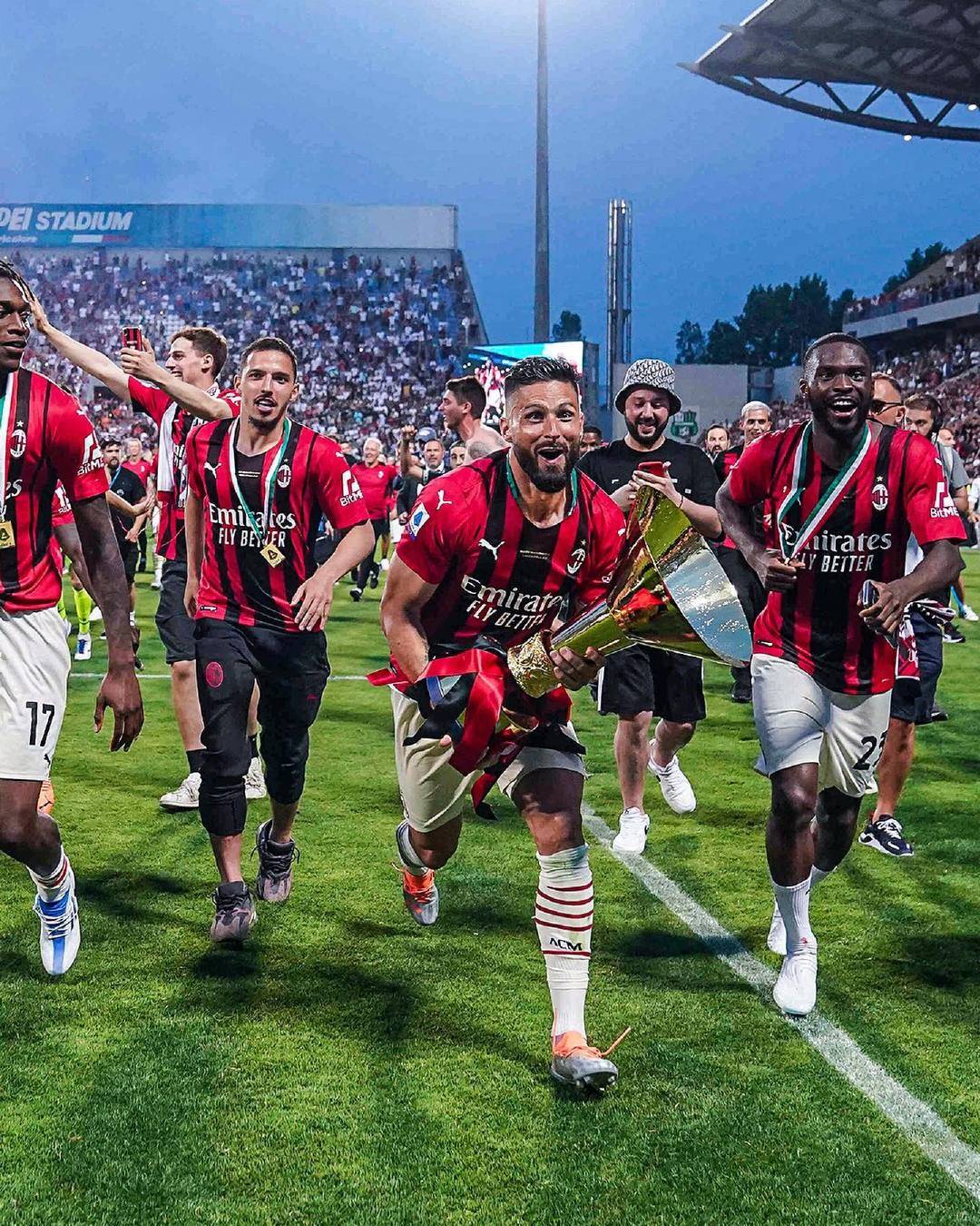 球队在客场打出了主场气势