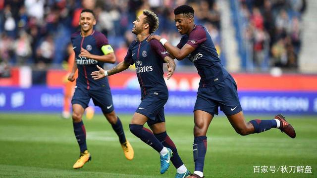 官方：尤文图斯与20岁前锋塞里涅-德梅续约至2028年