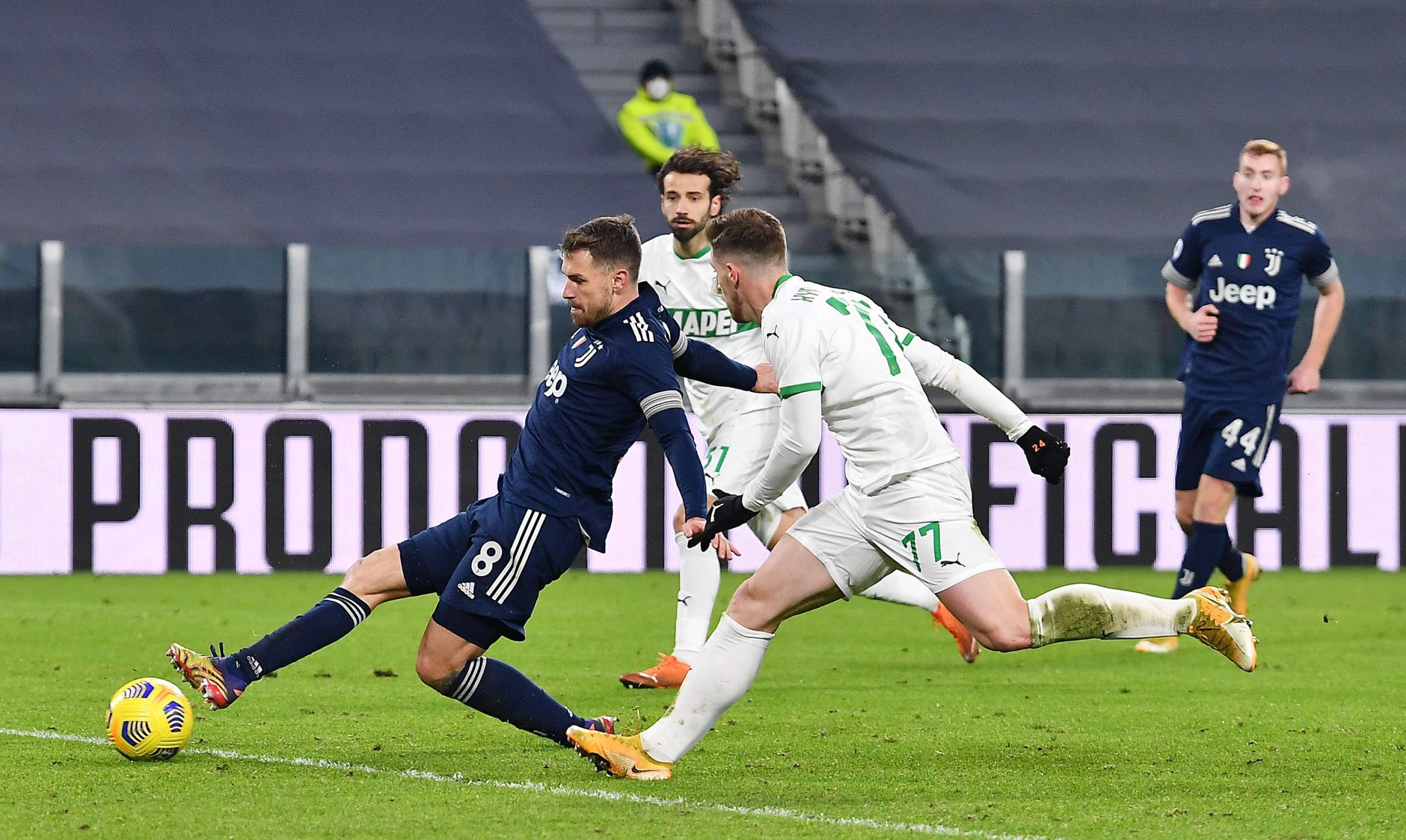 罗马诺独家：奥罗斯科已启程前往英格兰，即将加盟曼联