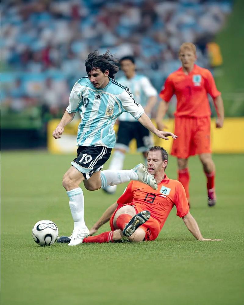 泪洒赛场！阿尔巴完美告别 迈阿密国际首夺MLS杯